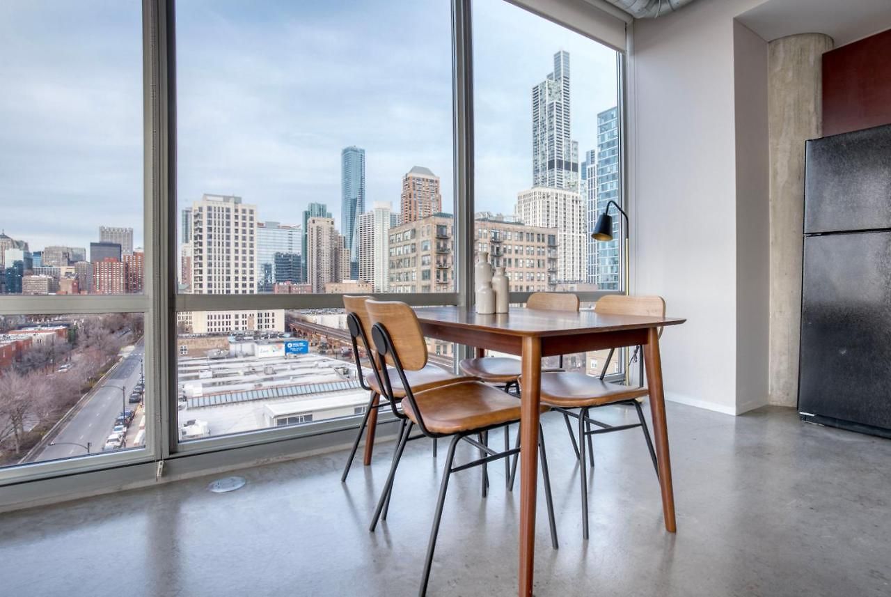 South Loop 2br W Rooftop 3 Blocks To Grant Park Chi-1018 Chicago