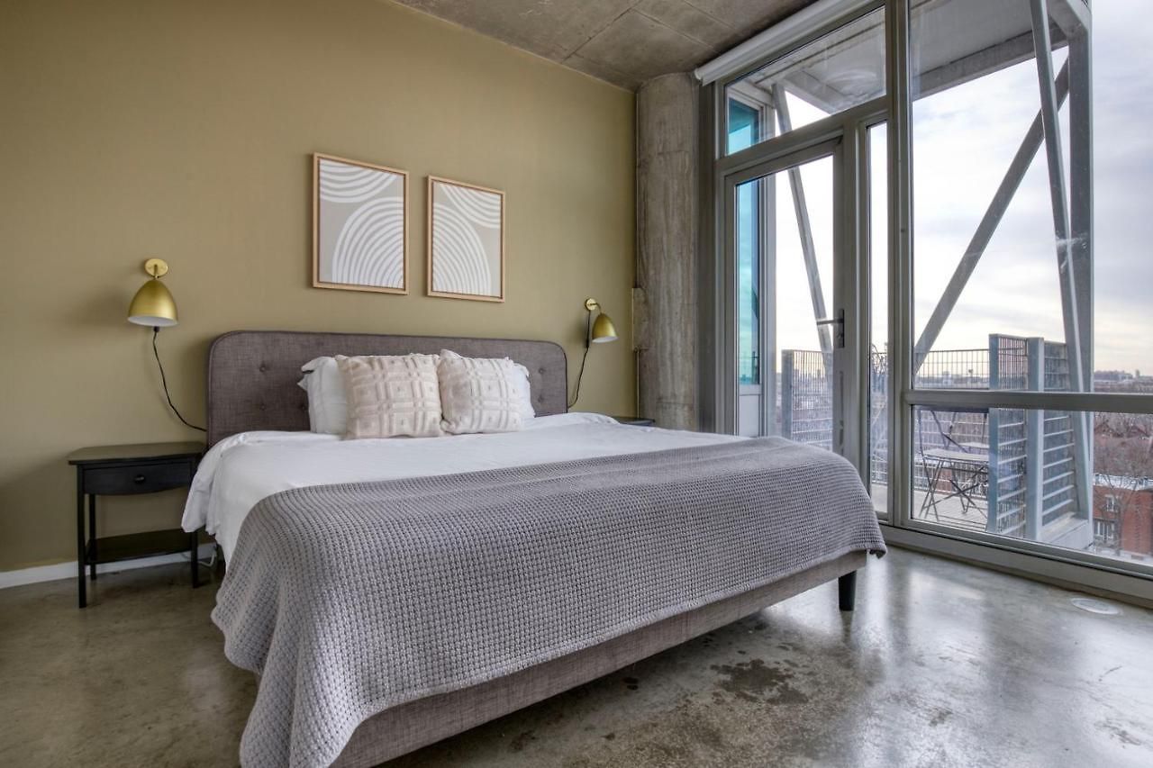 South Loop 2br W Rooftop 3 Blocks To Grant Park Chi-1018