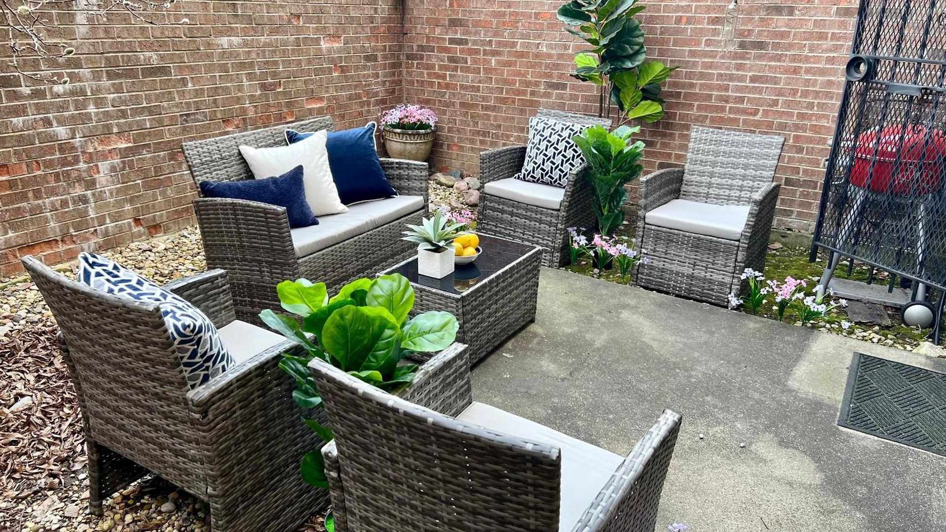 Holiday home 4 Bedroom In Location Parking Fireplace Back Yard Pets Welcome *