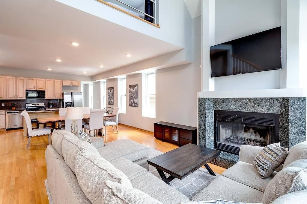Stunning 2 Floor Penthouse Downtown * Chicago