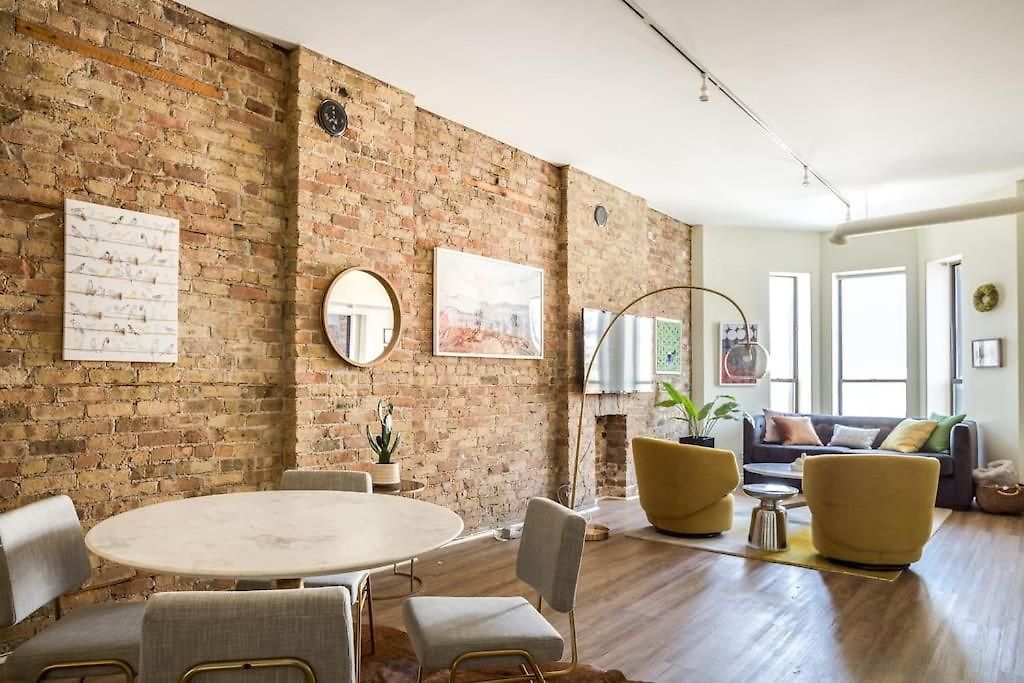 Beautifully Remodeled Flat Downtown #3n Chicago