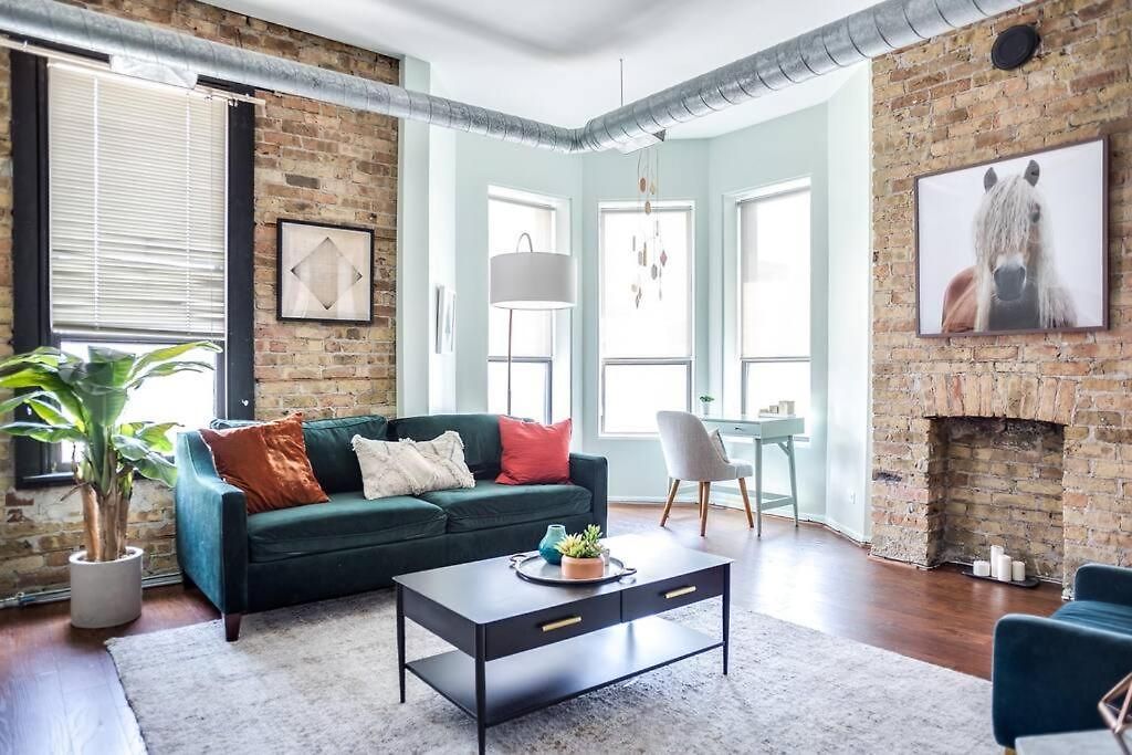 Luxury Downtown Penthouse With Private Rooftop Apartment *