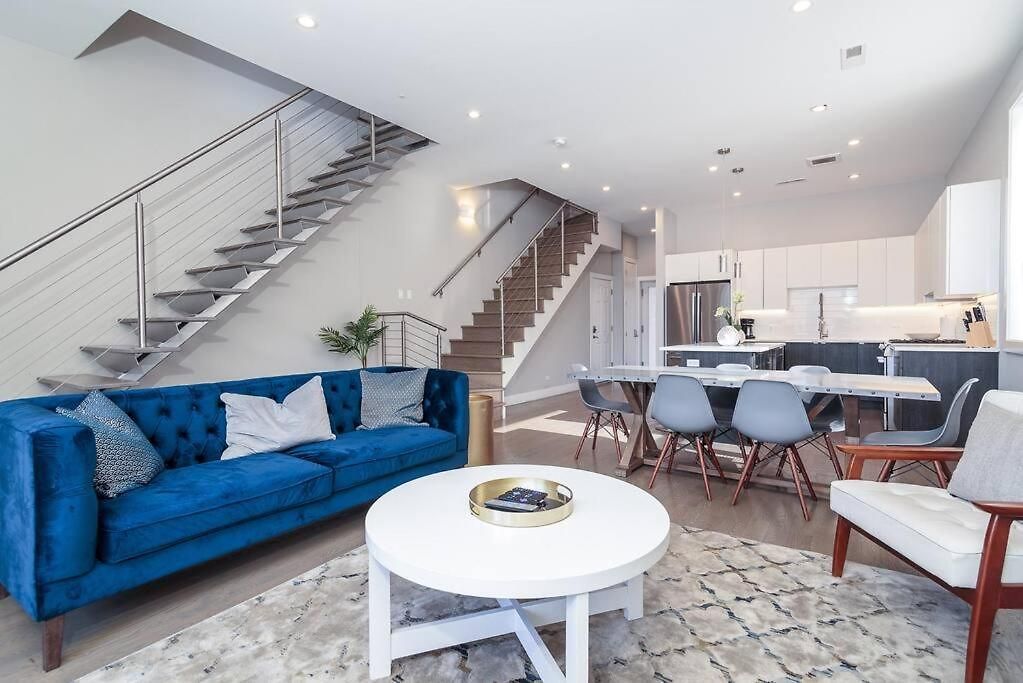 2 Newly Built Luxury With Private Roofdeck Holiday home Chicago