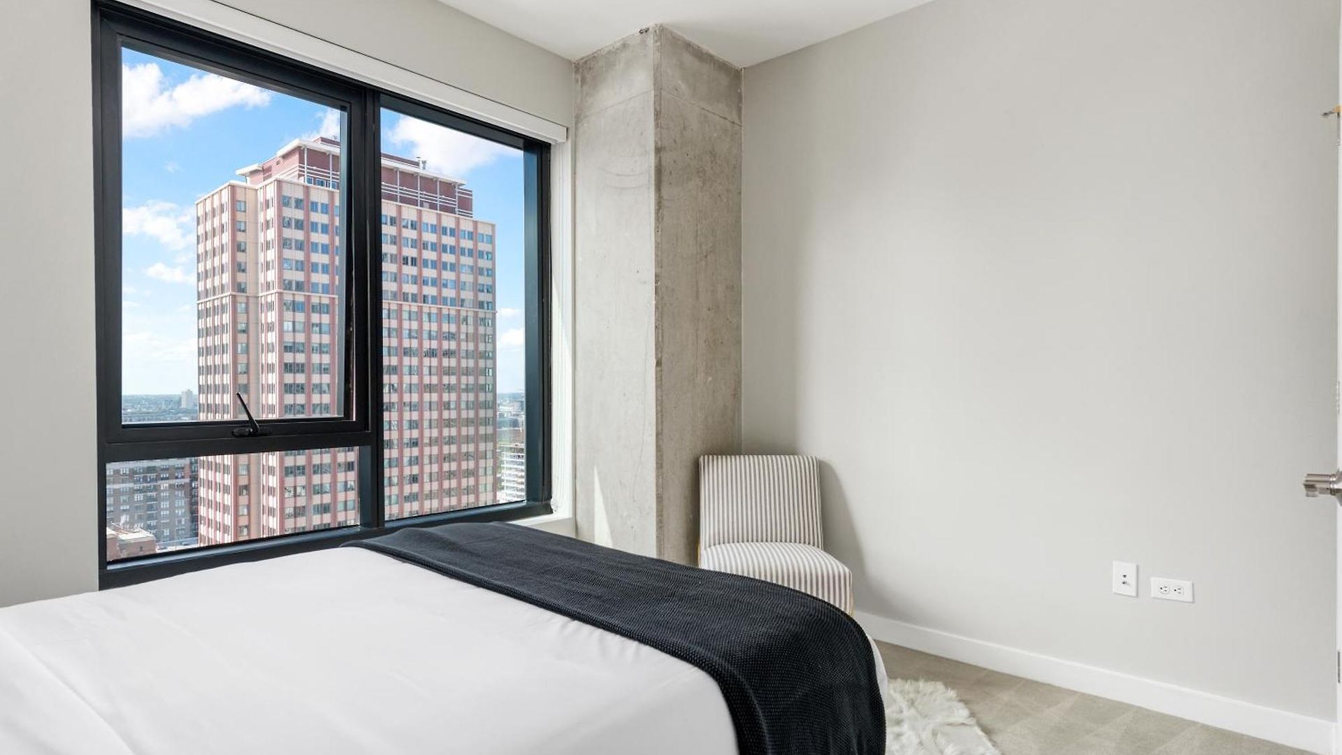 Aurelien Spacious In The Heart Of Gold Coast Apartment