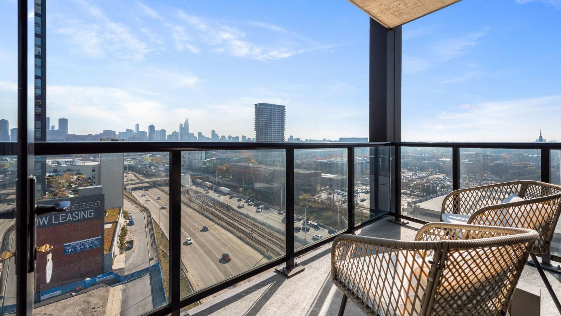 Apartment Avra Stylish Prime West Loop Location Near Union Park