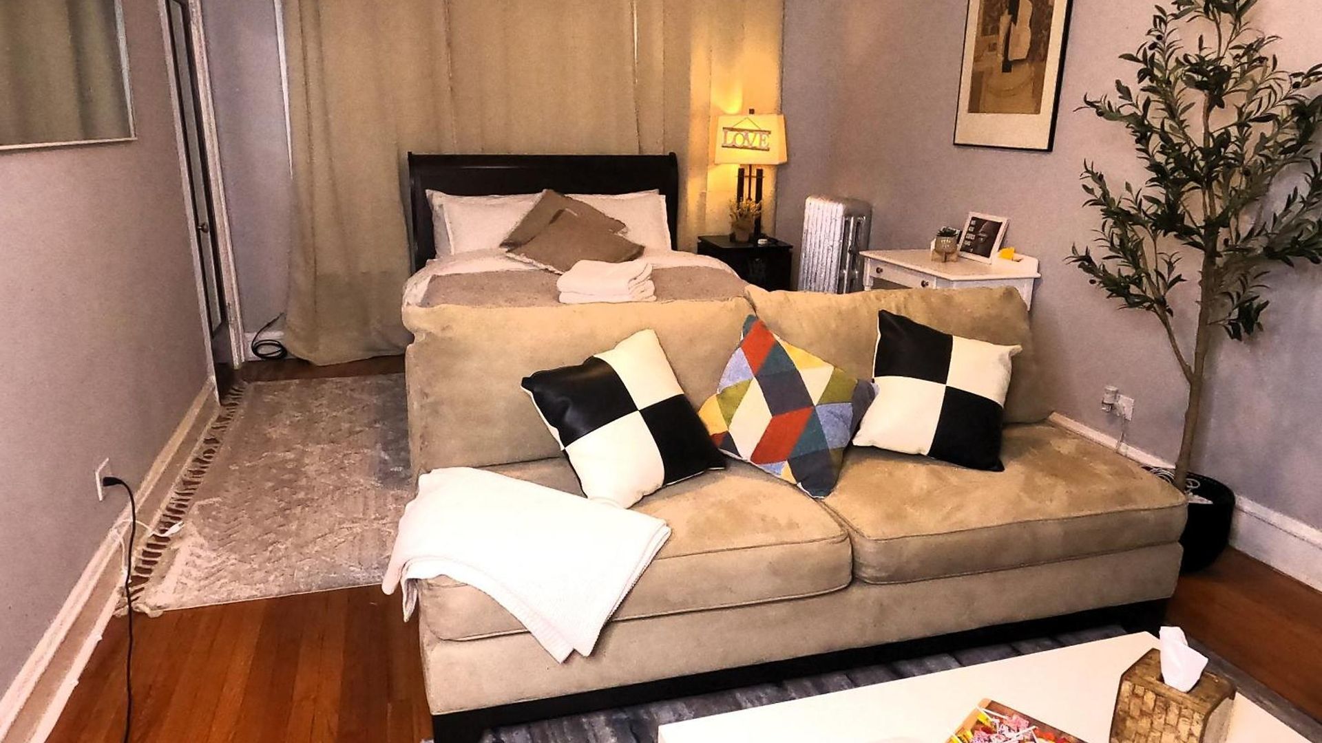 Cozy Studio Near Lake Michigan Apartment