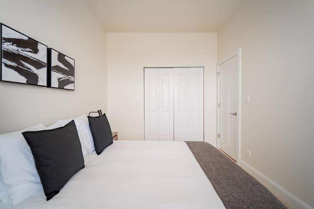 Lively 3br In - Milwaukee N3
