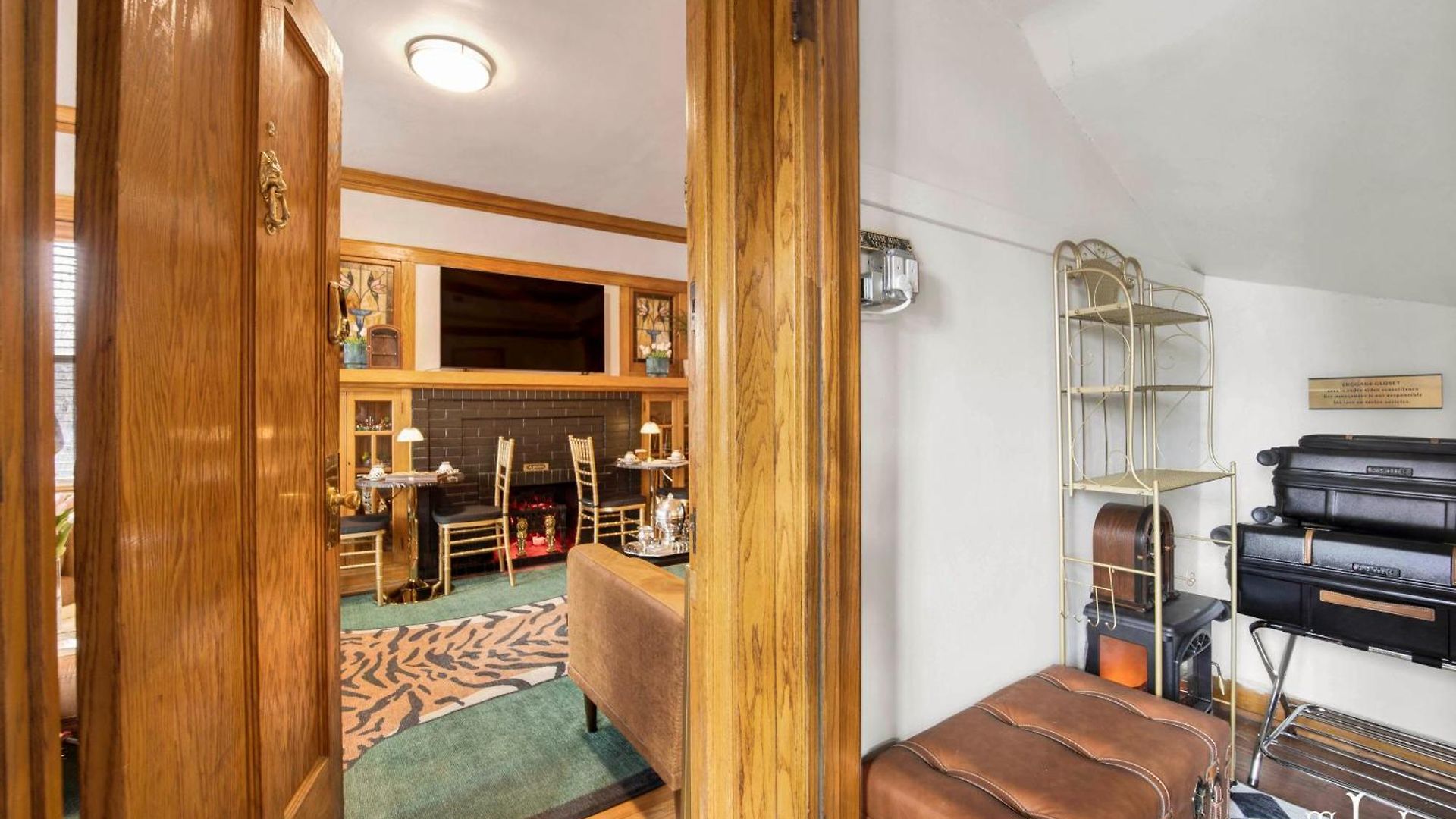 The Twin Lions: Bespoke Travel W/ Speakeasy* Chicago