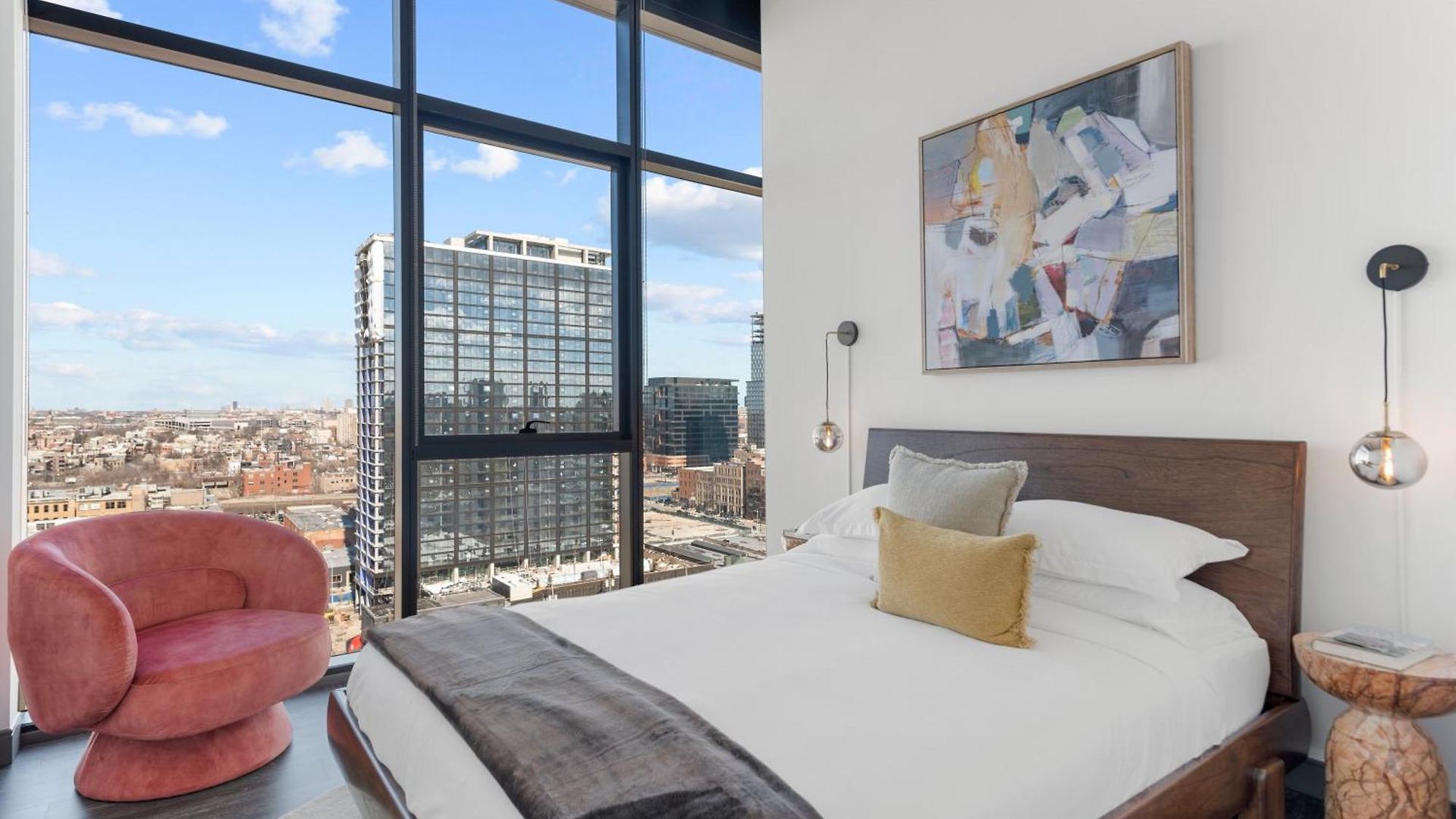 Apartment Fulbrix Bright Designer With West Loop Views