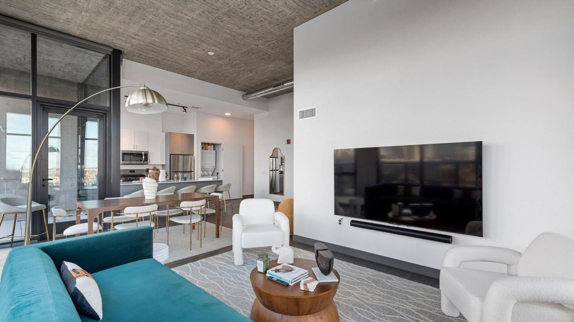 Apartment Fulbrix Bright Designer With West Loop Views