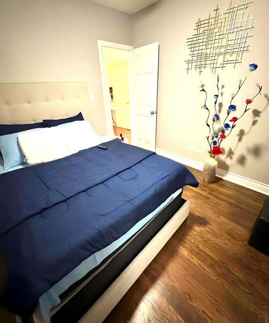 Fully Equipped Cozy 4/5 Br Apartment *