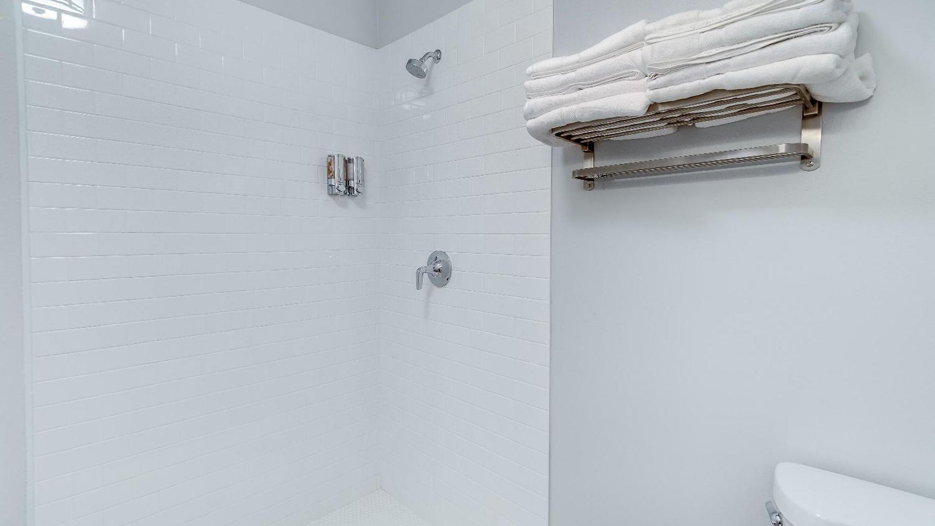 Apartment 3 Flat Building Downtown - With Private Patios Chicago