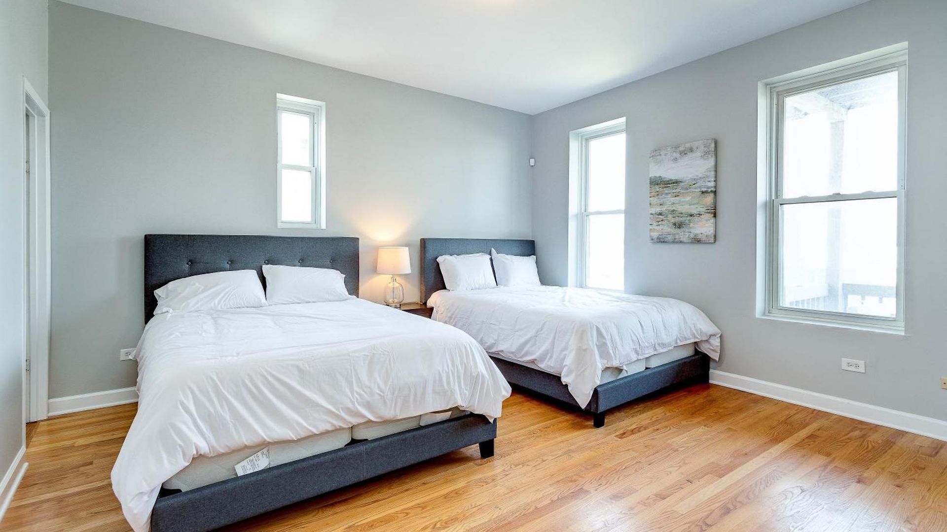 Apartment 3 Flat Building Downtown - With Private Patios Chicago