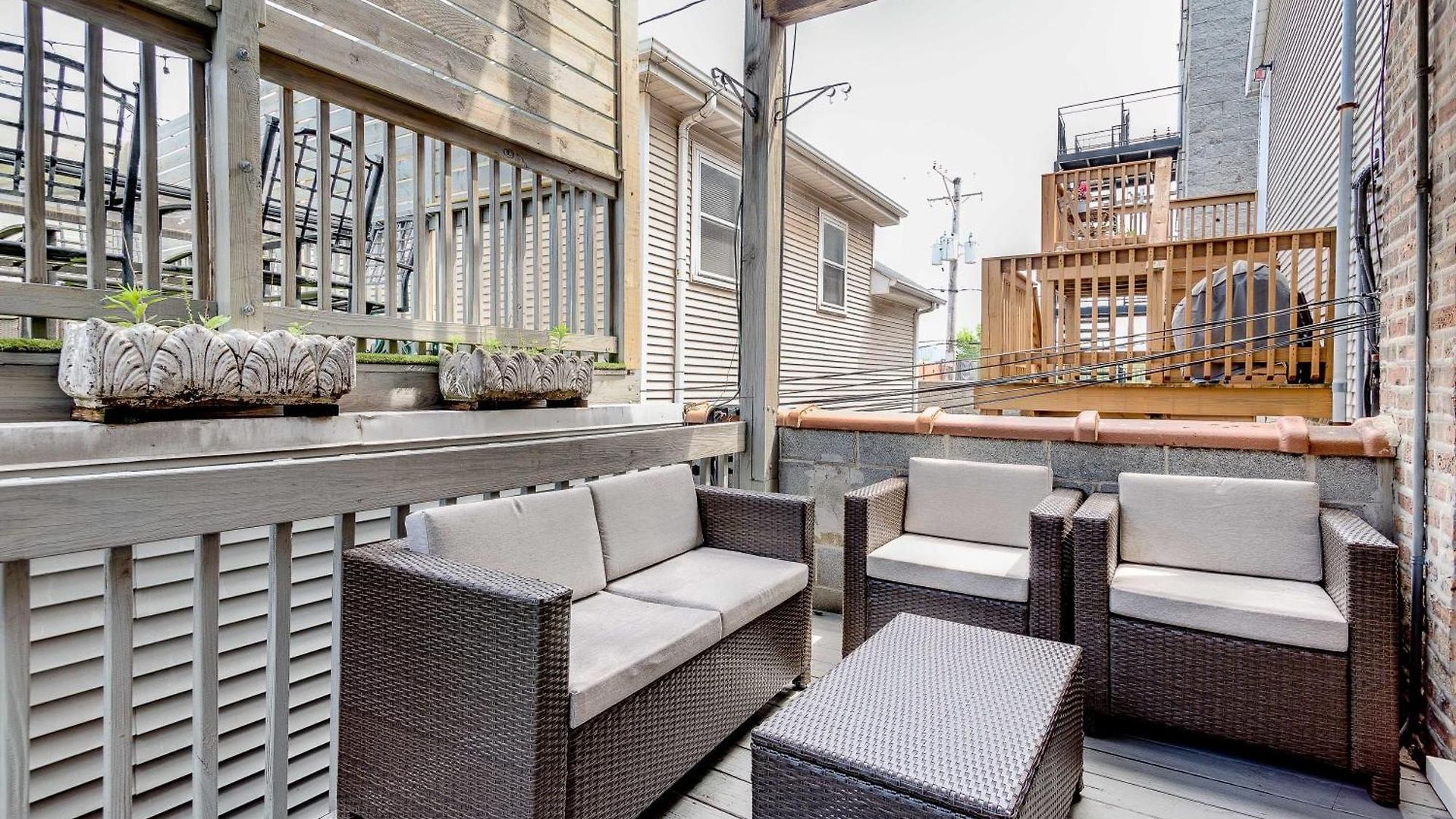 3 Flat Building Downtown - With Private Patios Apartment *