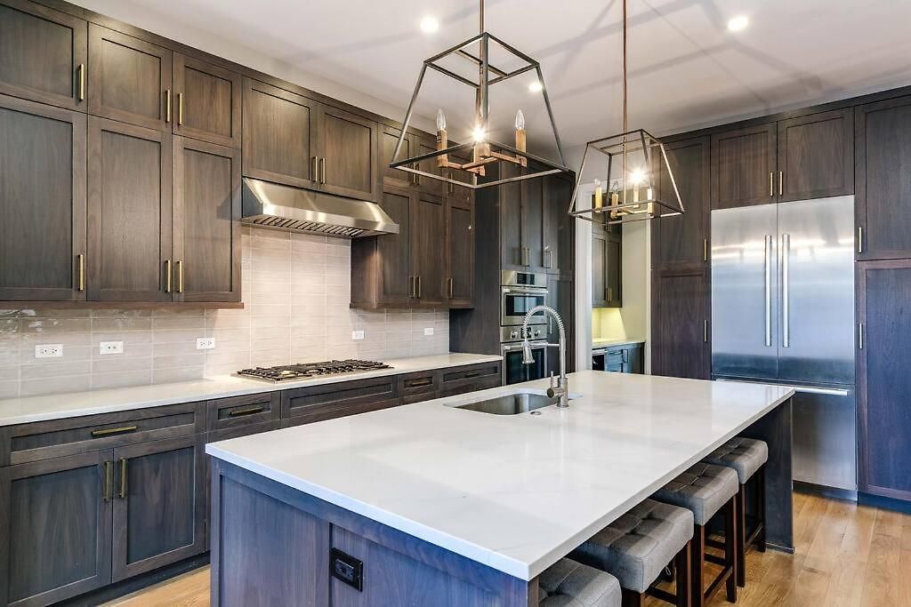Immaculate Brand New Downtown Apartment *