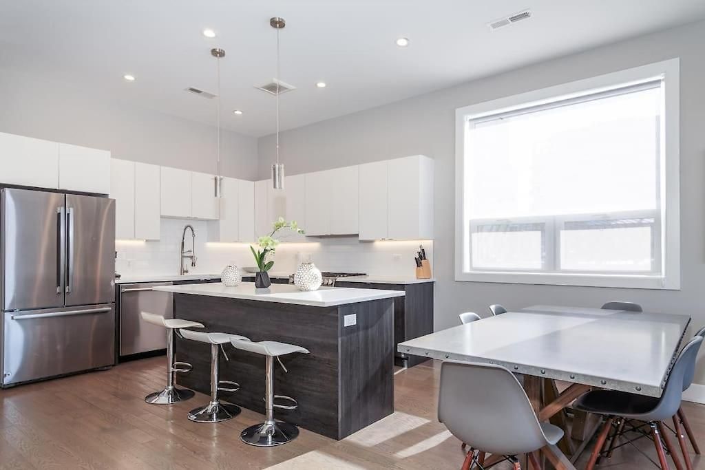 New Construction Building In River North Holiday home