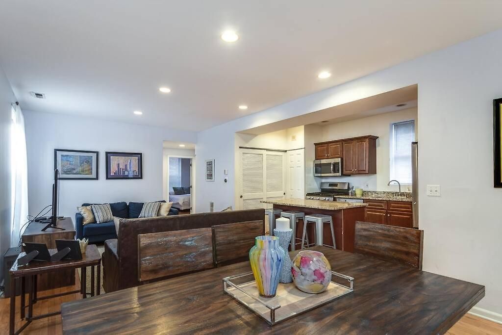 Entire Building-walk To Lincoln Park Or The Holiday home Chicago