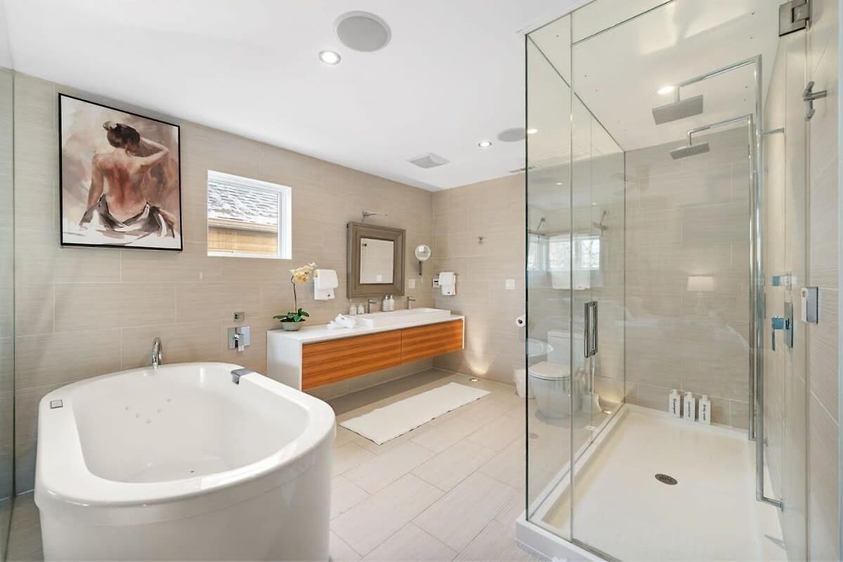 5br 5ba Architectural Estate-theatre Gym Rooftop Holiday home *