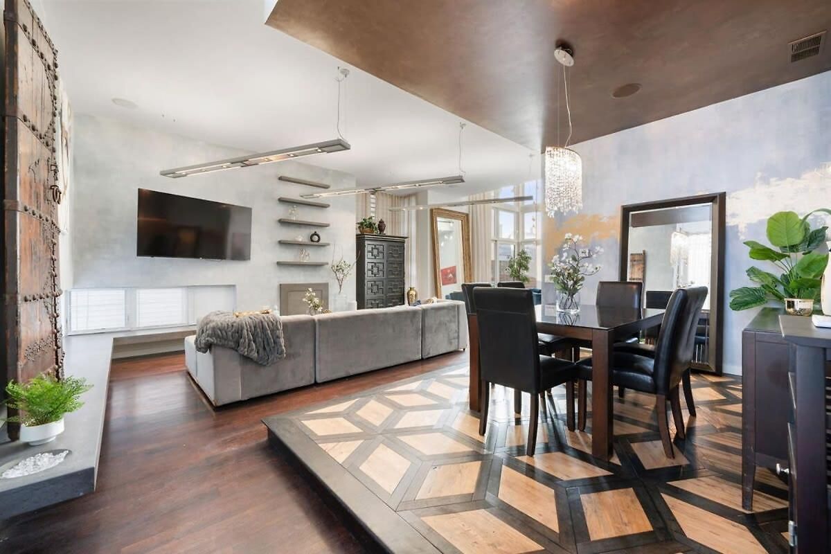 5br 5ba Architectural Estate-theatre Gym Rooftop Holiday home Chicago
