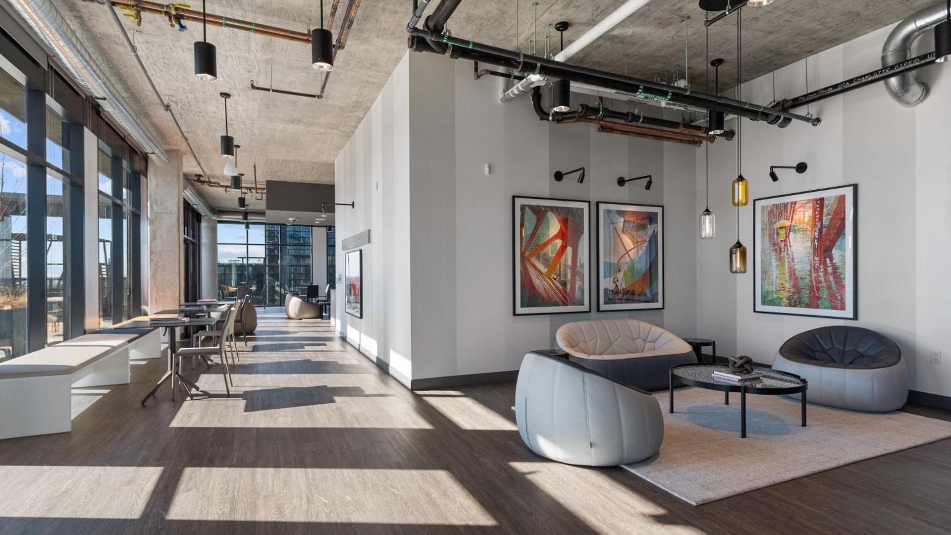 Fulbrix Bright Designer With West Loop Views Chicago