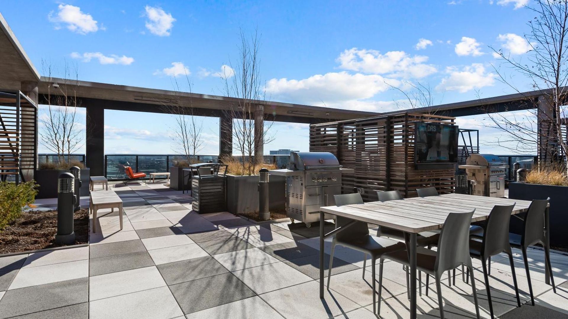 Fulbrix Bright Designer With West Loop Views Apartment Chicago