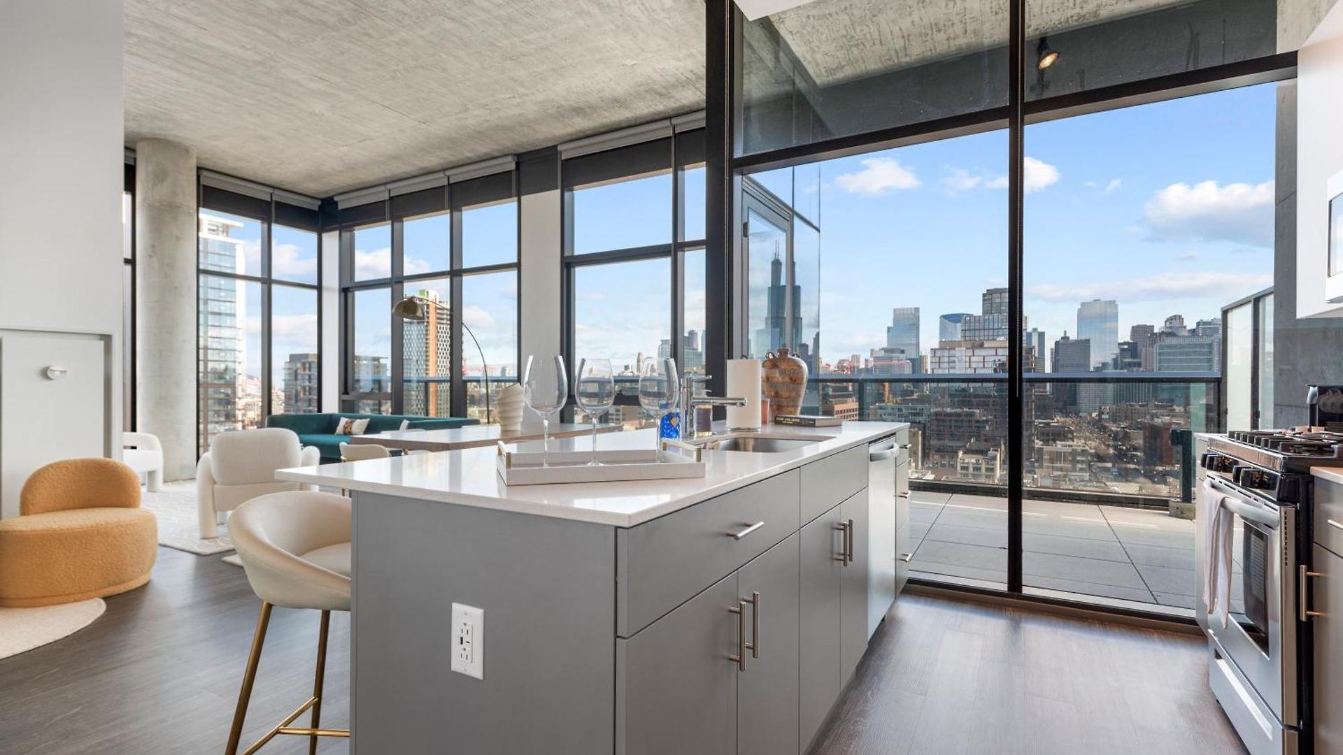 Apartment Fulbrix Bright Designer With West Loop Views Chicago