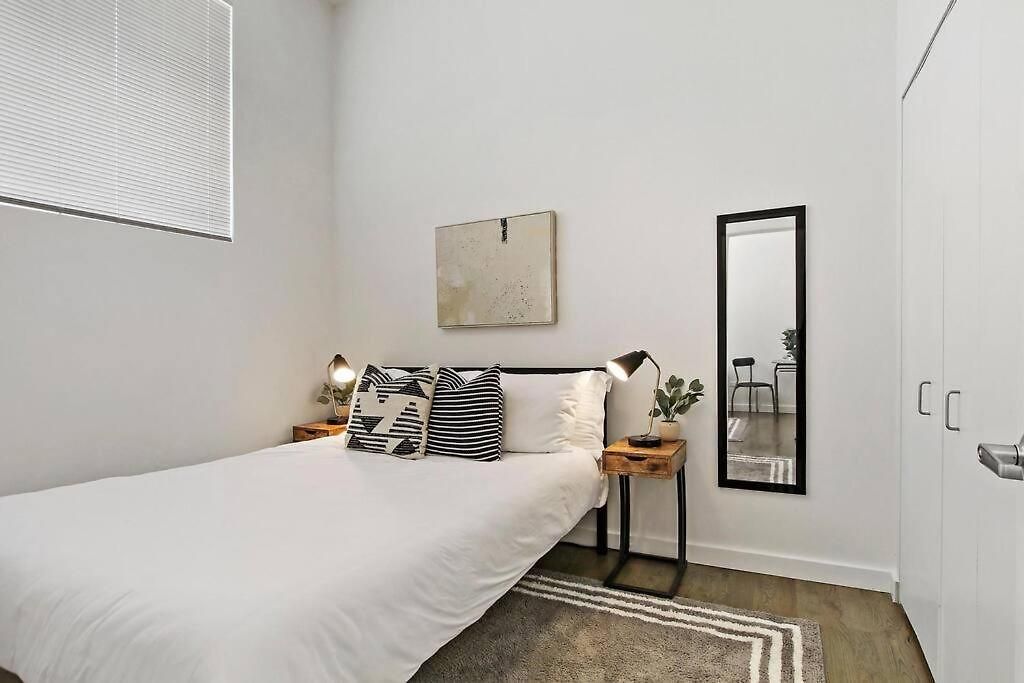 1br Adorable With In-unit Laundry - 206 Rep *