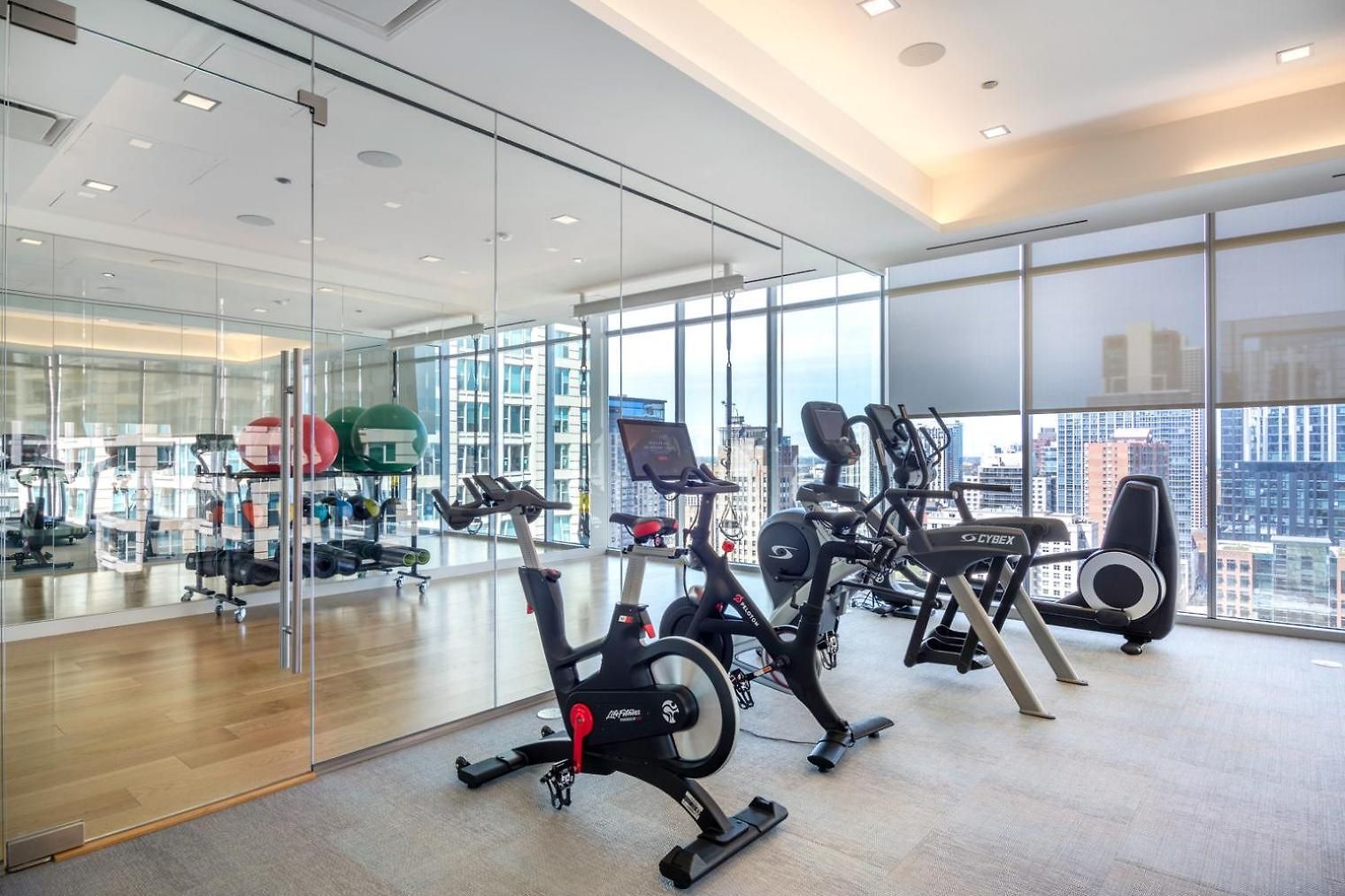 River North 1br W Coffee Shop Gym Nr Chi-972 Apartment *