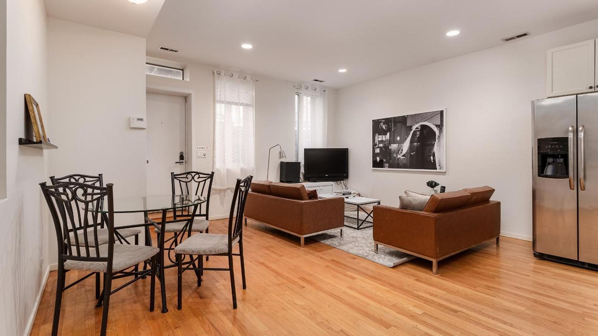 Wicker Park 2br Near Milwaukee Ave Chicago