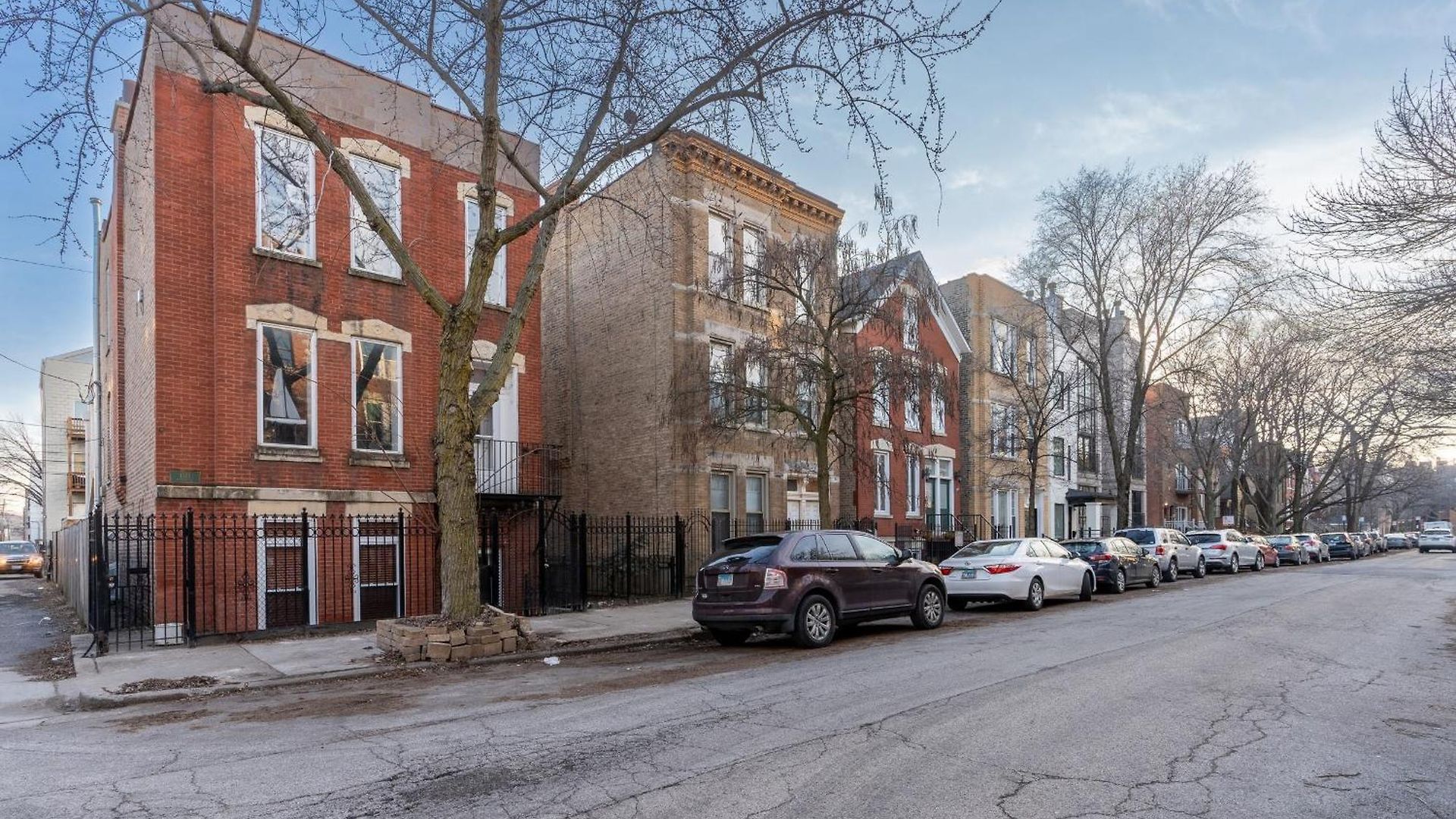 Wicker Park 2br Near Milwaukee Ave Chicago