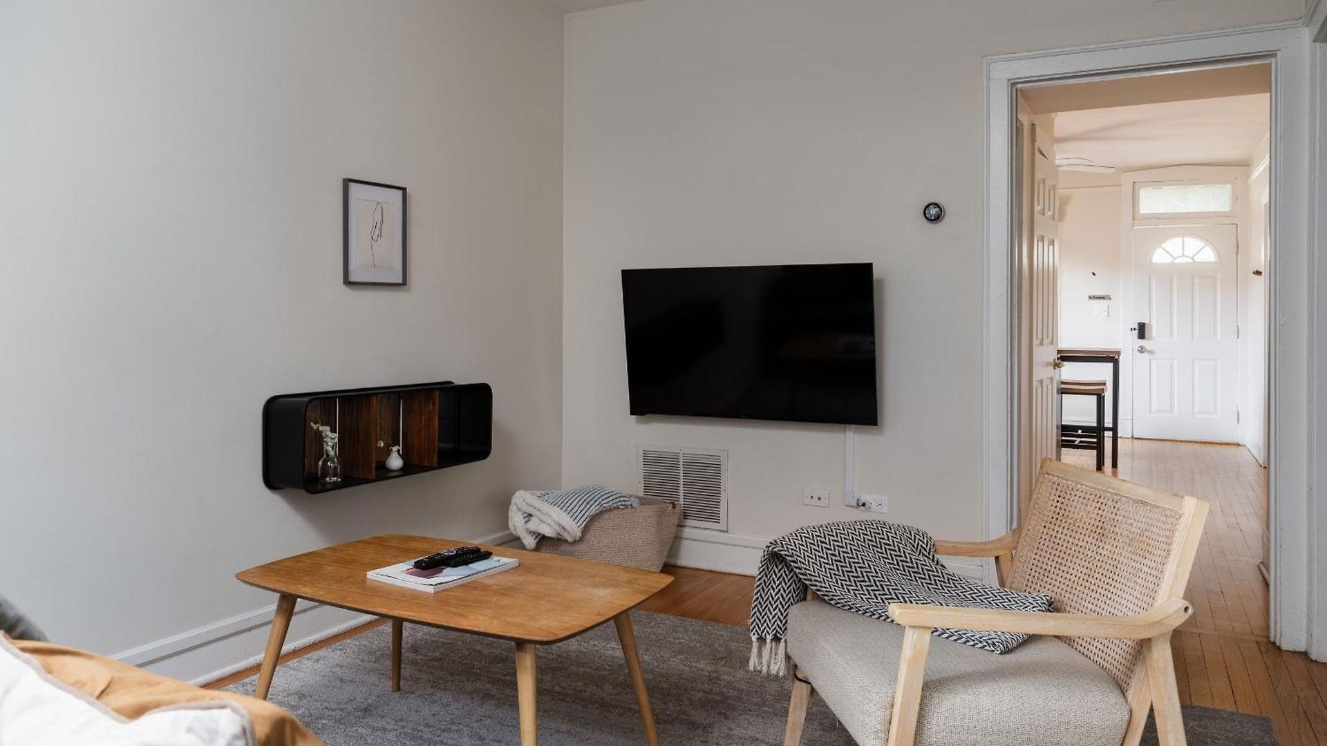 Bucktown 2br Near The 606 Chicago