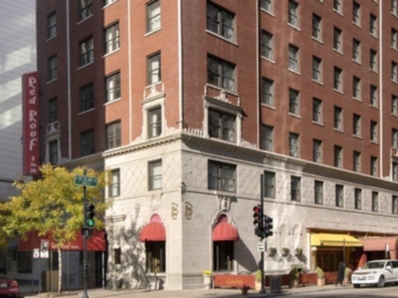Saint Clair - Magnificent Mile