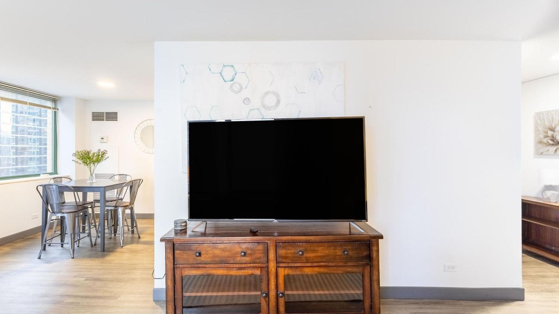 Envitae 3br Luxury Corner Loft With Navy Pier Views Apartment Chicago