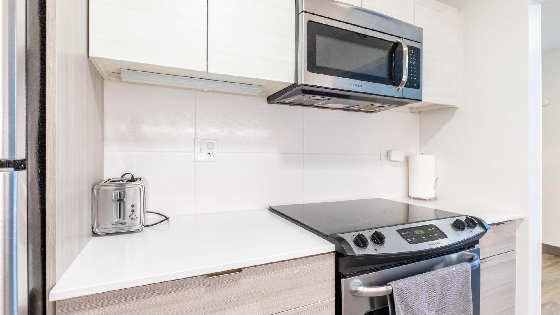 Envitae 3br Luxury Corner Loft With Navy Pier Views
