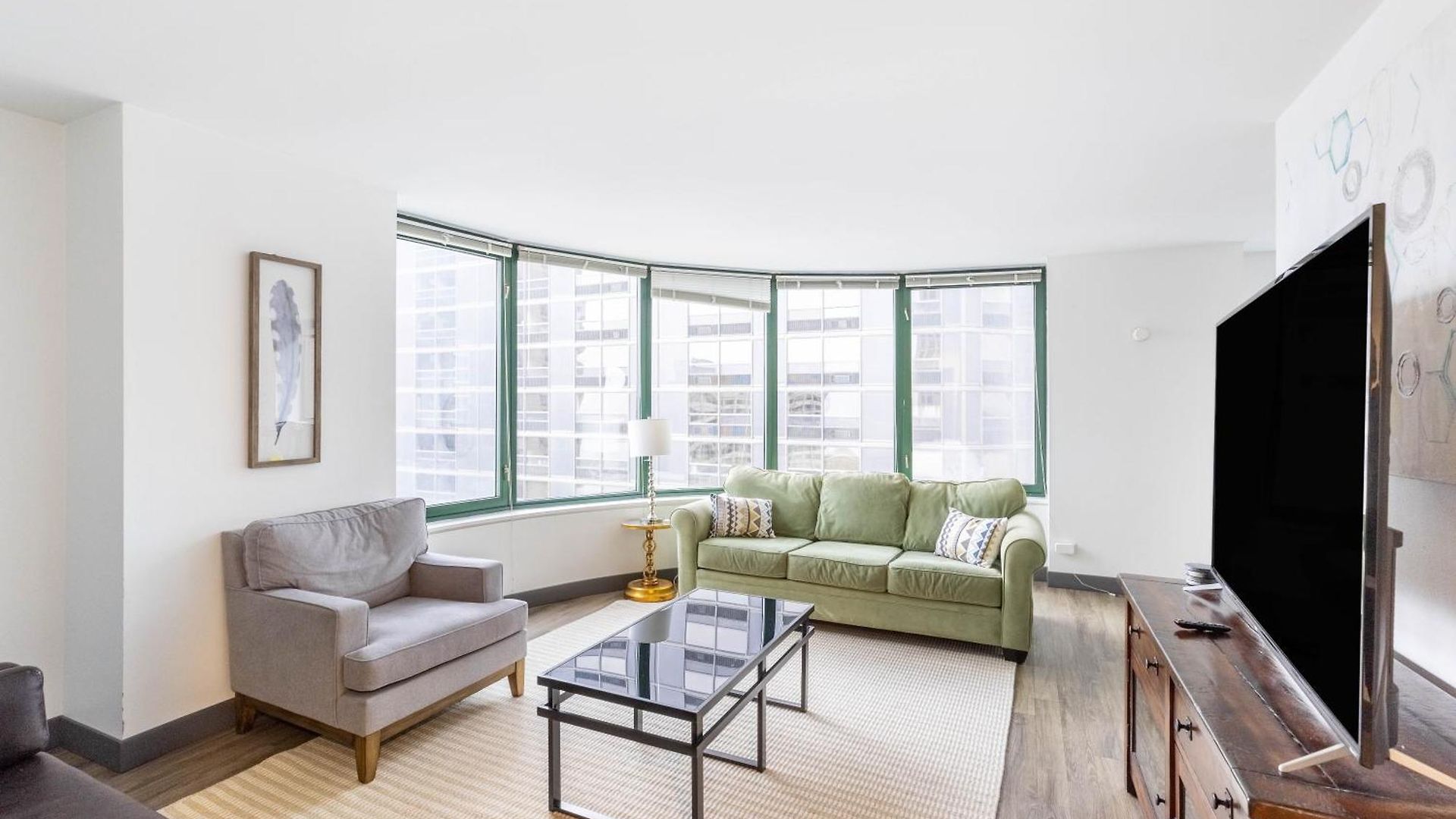 Envitae 3br Luxury Corner Loft With Navy Pier Views * Chicago
