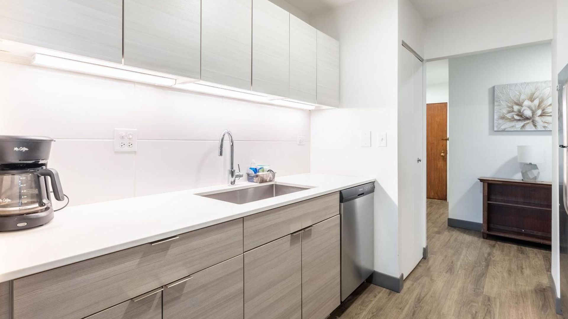 Envitae 3br Luxury Corner Loft With Navy Pier Views Apartment *