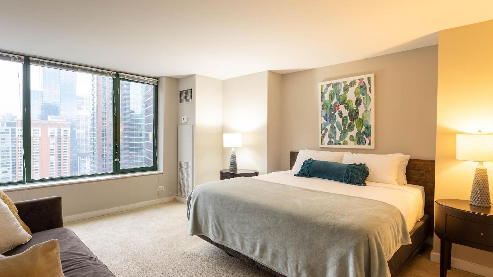 Apartment Captivating With Pier Views, Pool And Gym Chicago