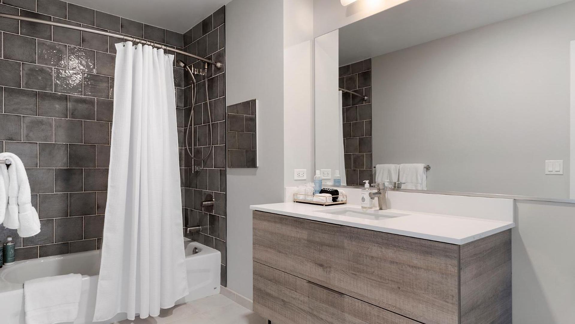 Apartment Aurelien Spacious In The Heart Of Gold Coast