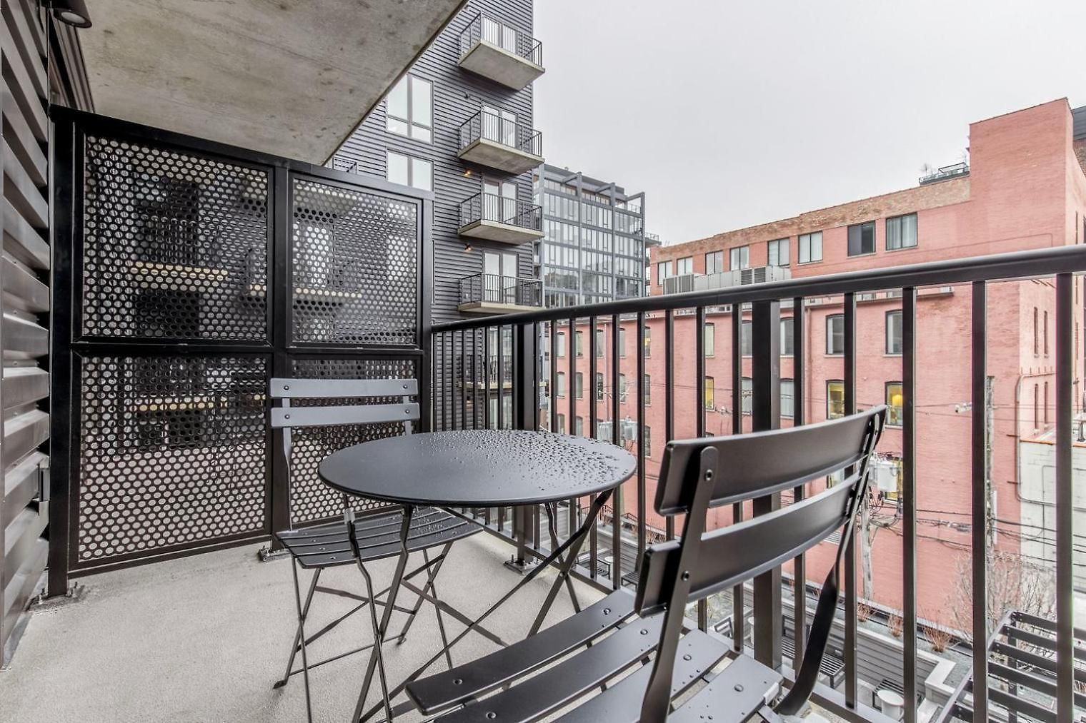 River North 1br W Yoga Nr Riverwalk Chi-1036 * Chicago
