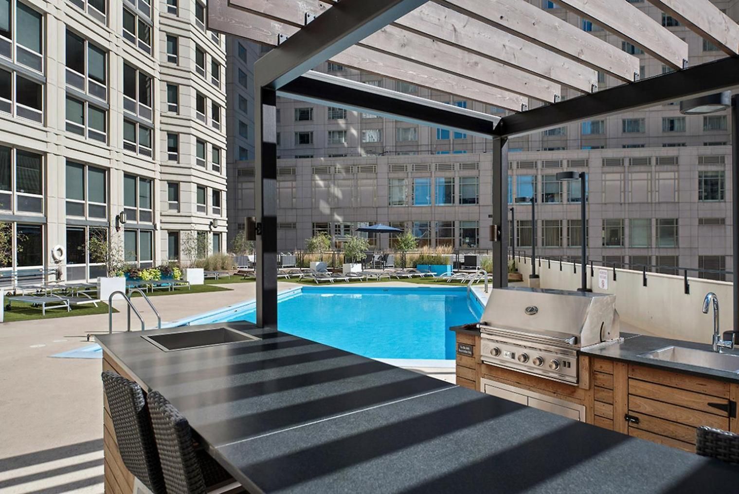 Apartment River N 1br W Gym Pool Nr Magnificent Mile Chi-269 *