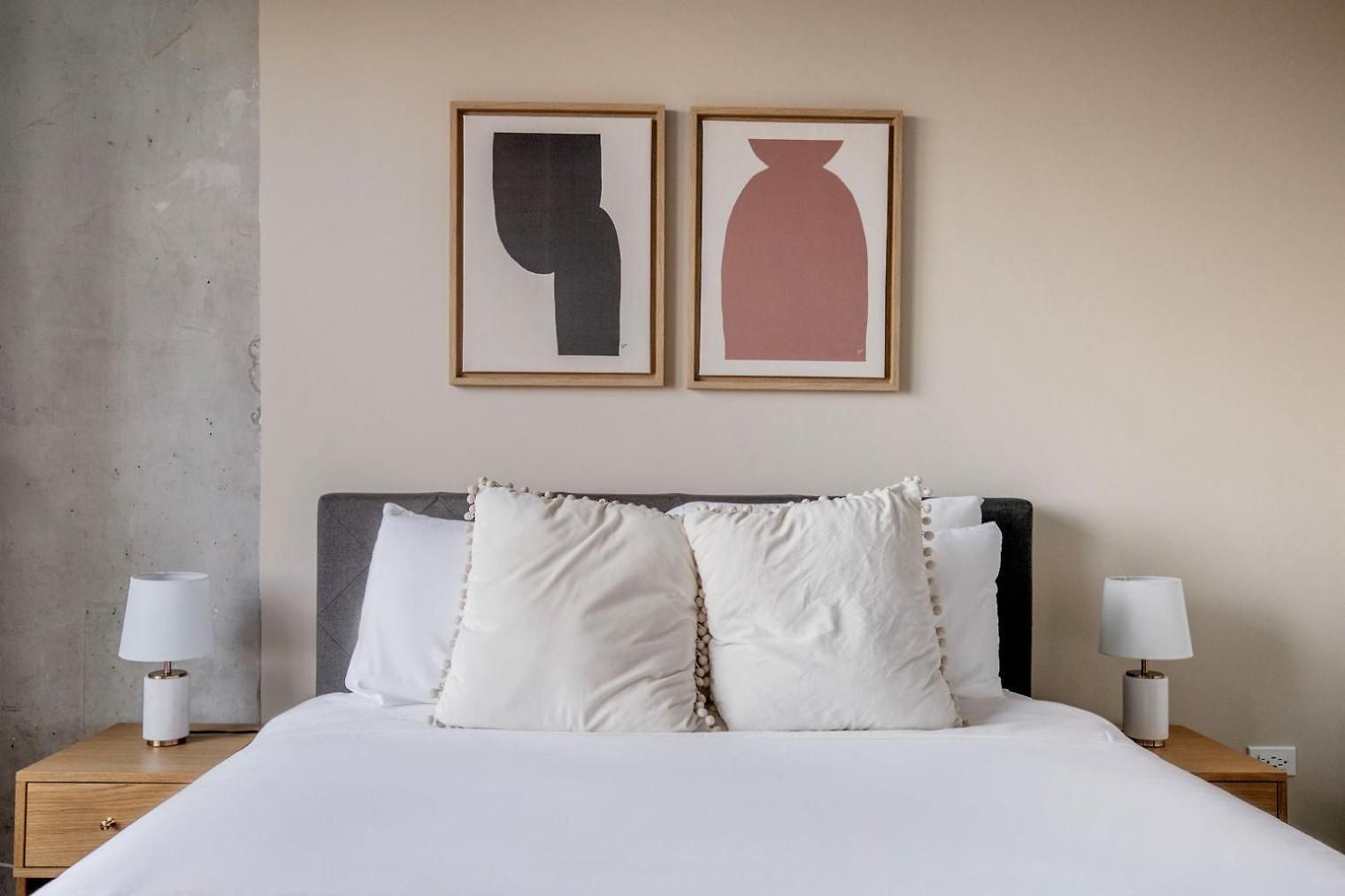 River North 1br Nr Riverwalk W Yoga Chi-1040