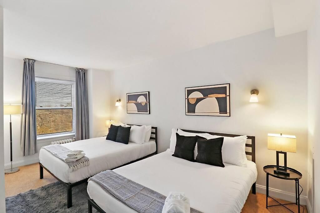 Apartment Sleek 1-bedroom In - East Park Tower 0610 Rep *