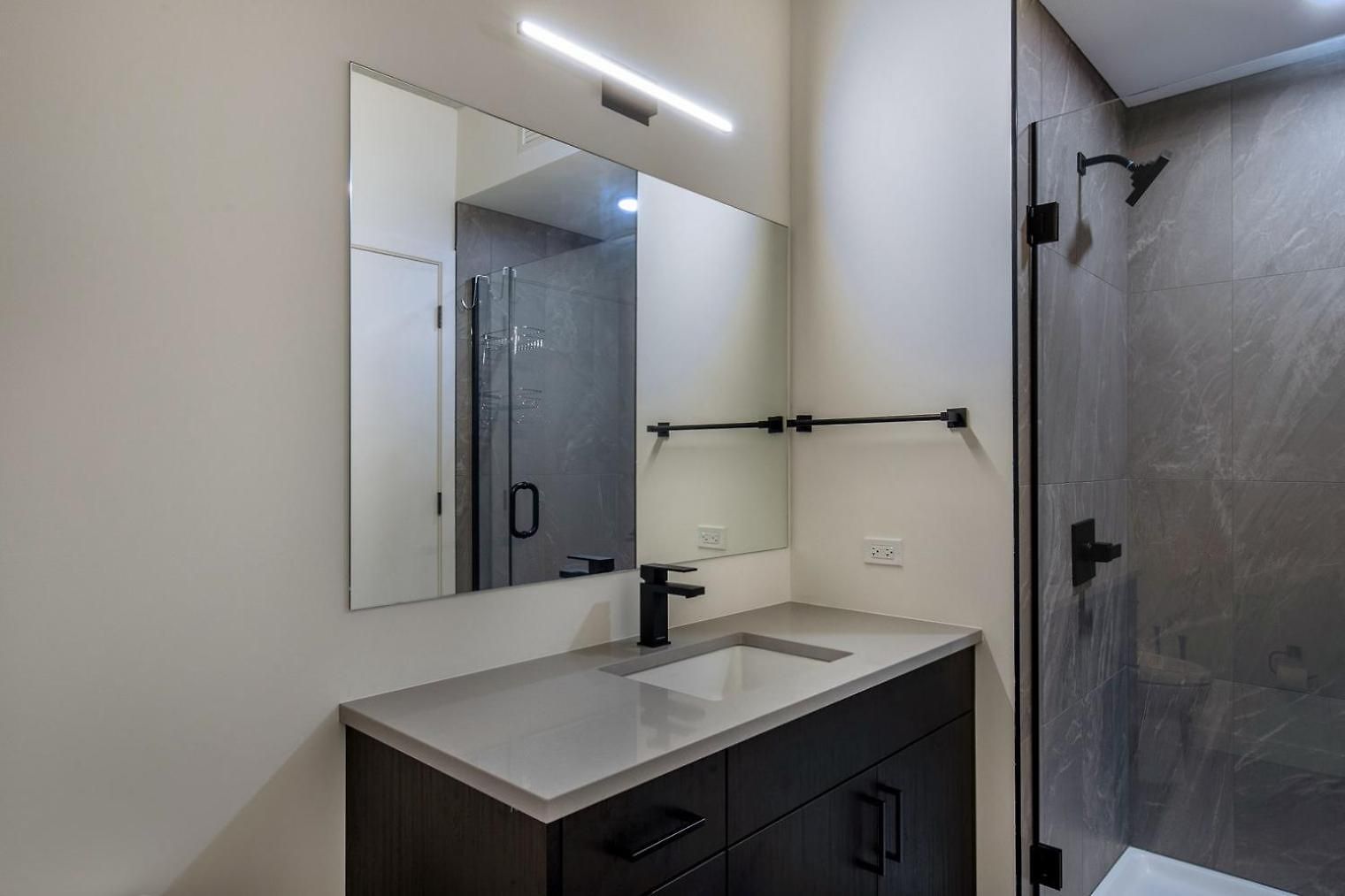 Apartment River North 1br W Gym Sky Terrace Yoga Chi-1033 Chicago