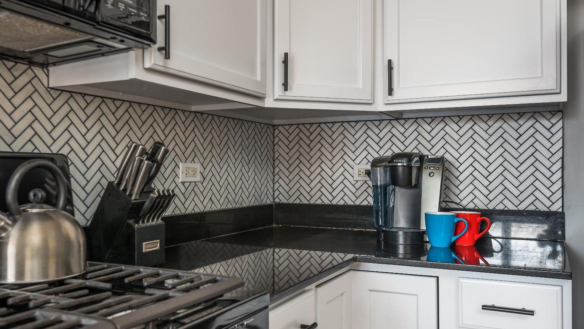 The Upscale Getaway Near Downtown * Chicago