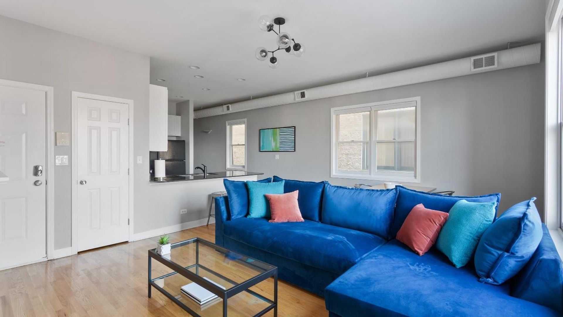 Apartment The Upscale Getaway Near Downtown *