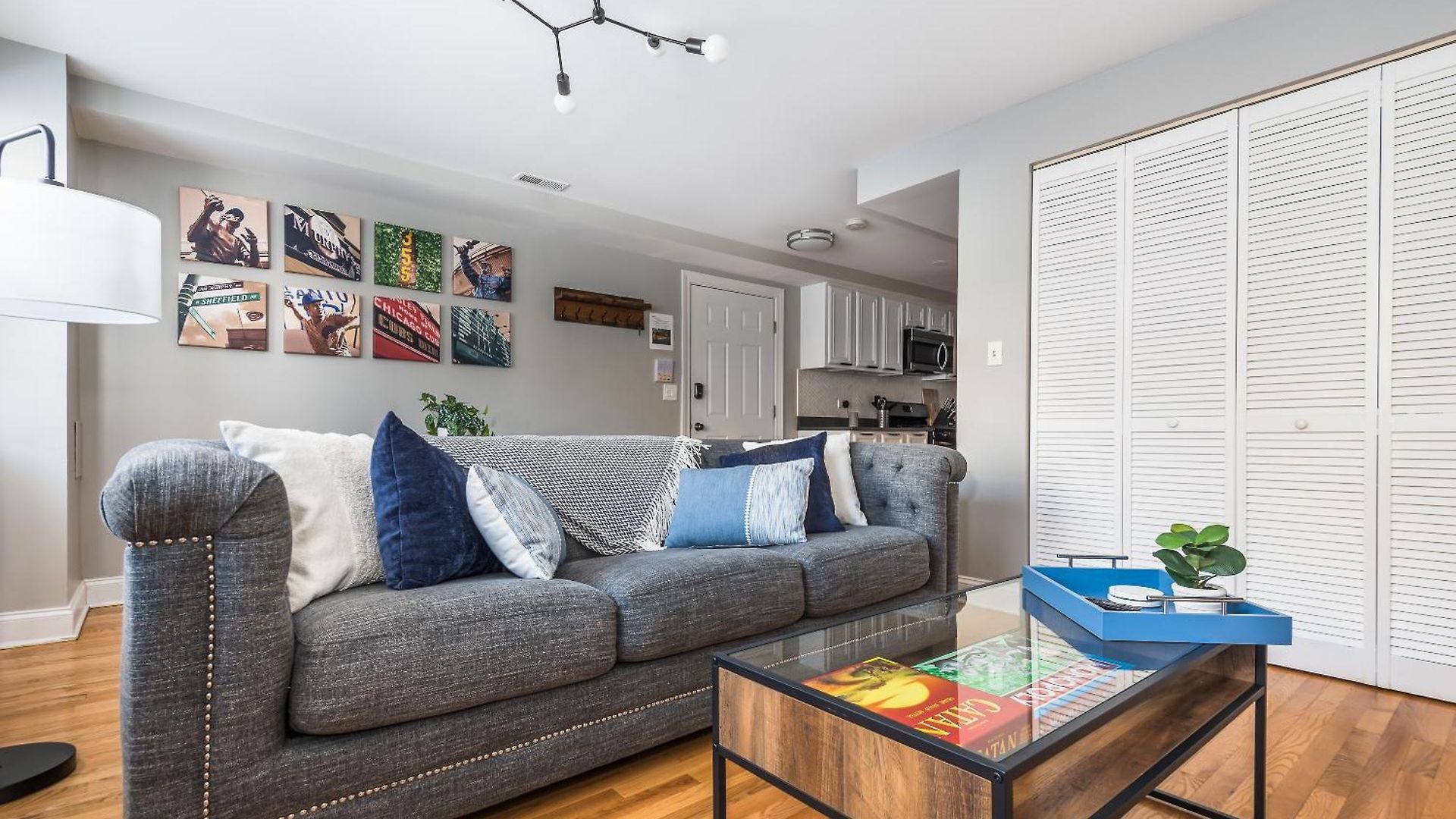 The Bright Retreat In Andersonville Apartment Chicago