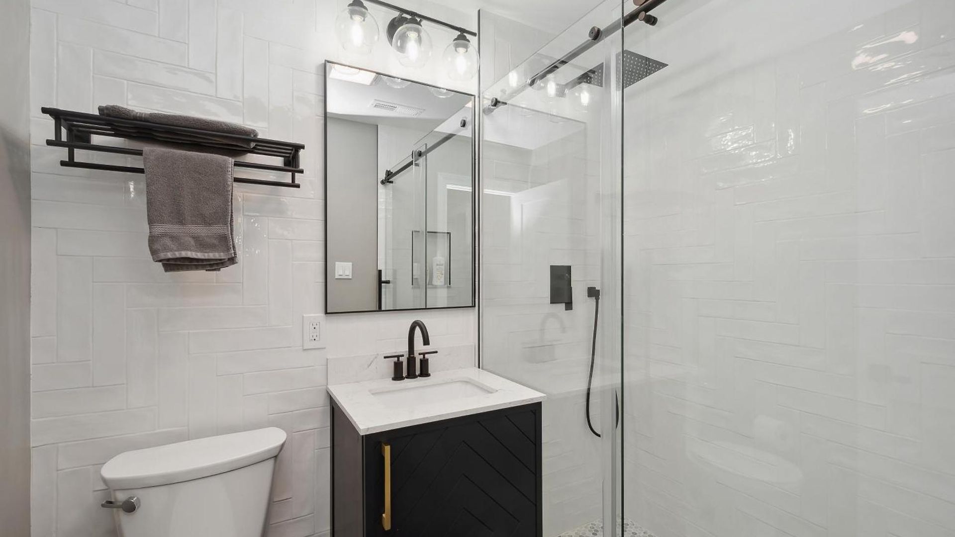 Brilliant Downtown 3-bedroom * Chicago