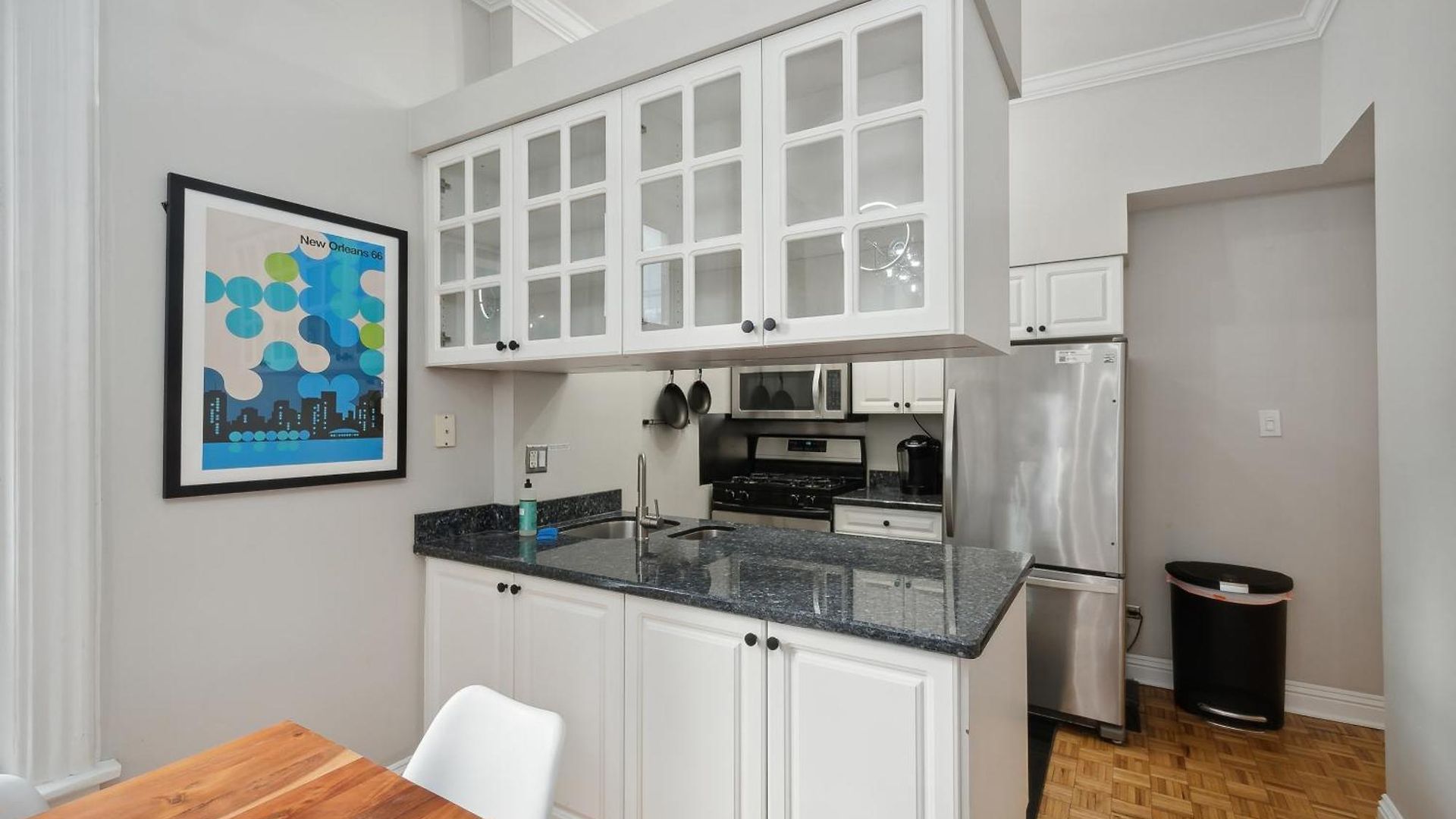 Brilliant Downtown 3-bedroom Apartment