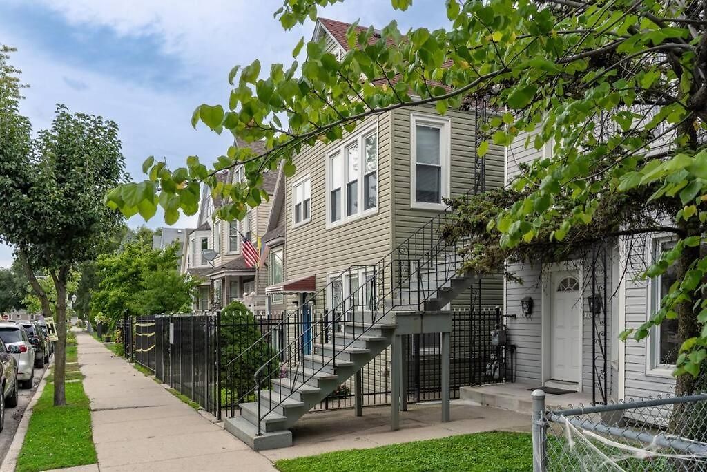 Flexhome Avondale 3br Duplex W2 Apartment Chicago