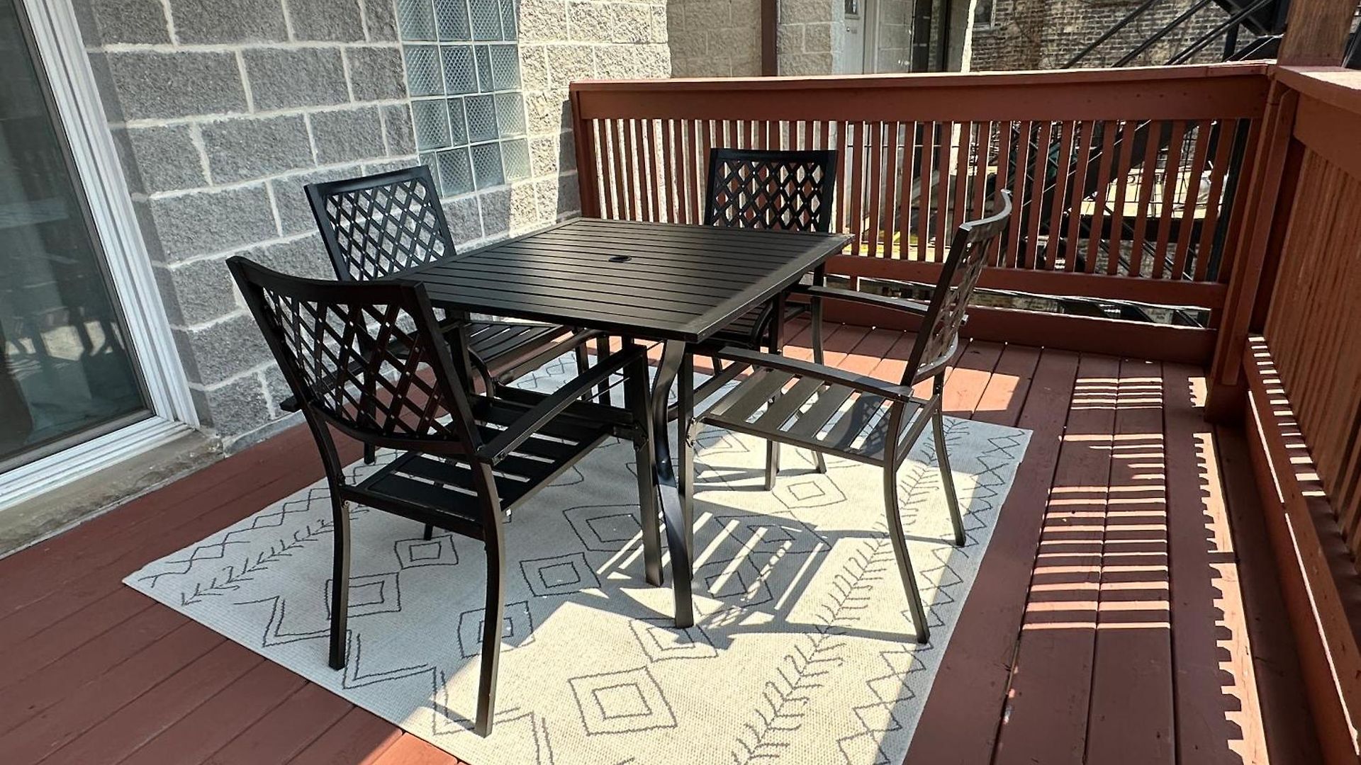 Holiday home Modern Wrigley Oasis With Parking! Chicago